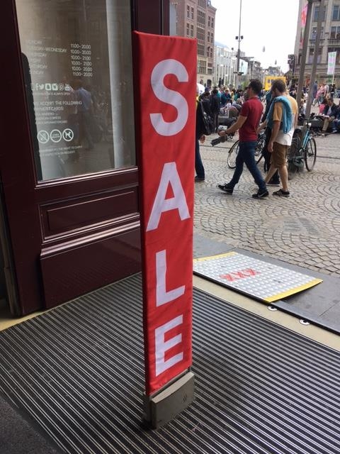 Beekwilder Uitverkoop HM Sale